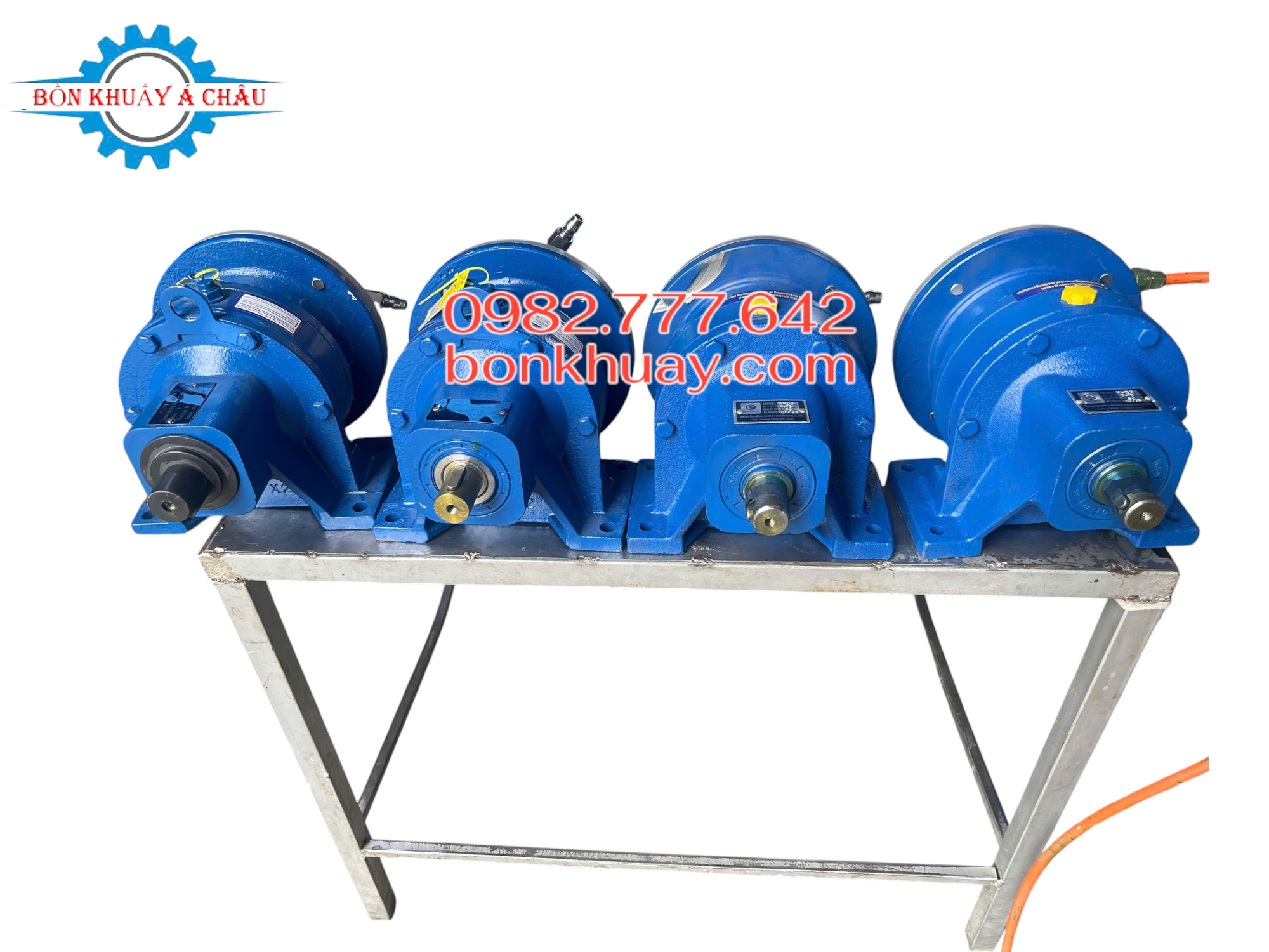 Động cơ kh&iacute; n&eacute;n giảm tốc 