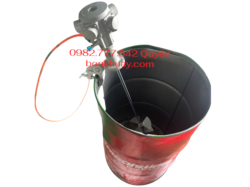 M&aacute;y khuấy kh&iacute; n&eacute;n th&ugrave;ng phuy